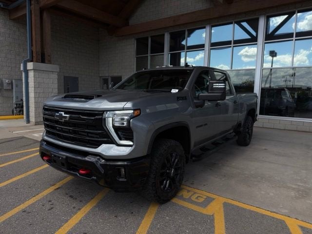 2026 Chevrolet Silverado HD LT 4WD Crew Cab Standard Box's photo