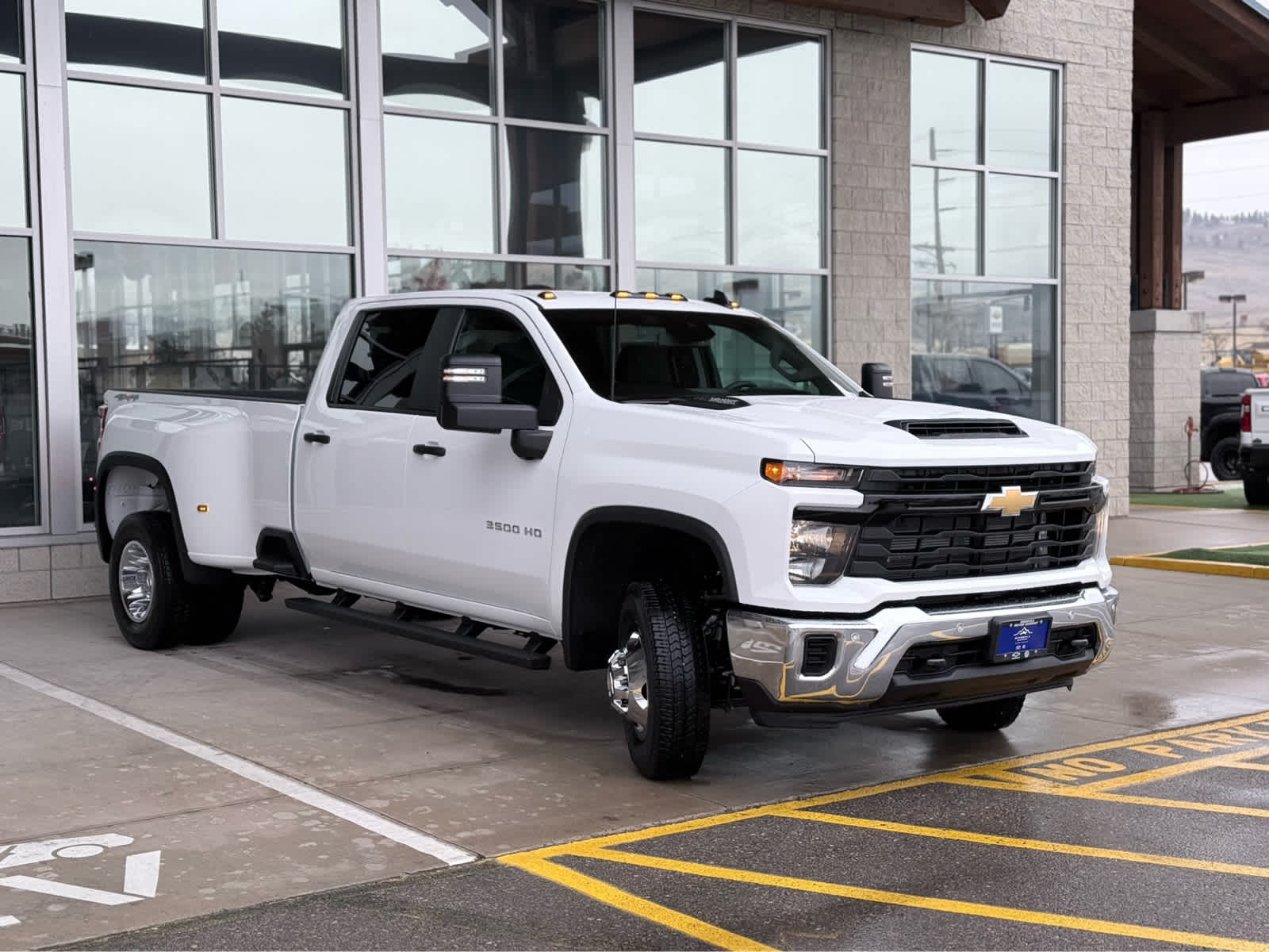 2026 Chevrolet Silverado 3500 HD WT DRW