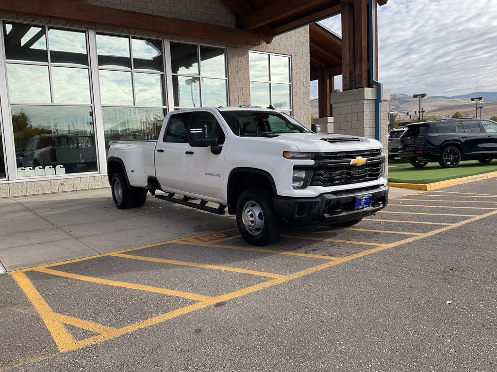 2026 Chevrolet Silverado 3500 HD WT DRW