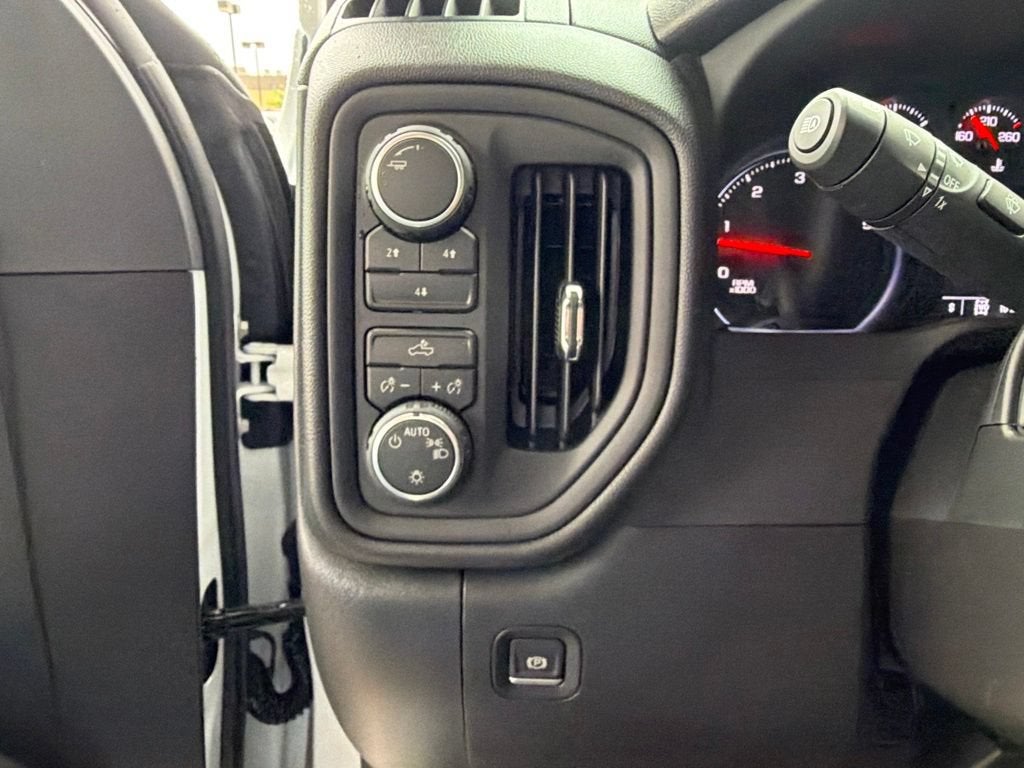 2026 Chevrolet Silverado 3500 HD WT DRW