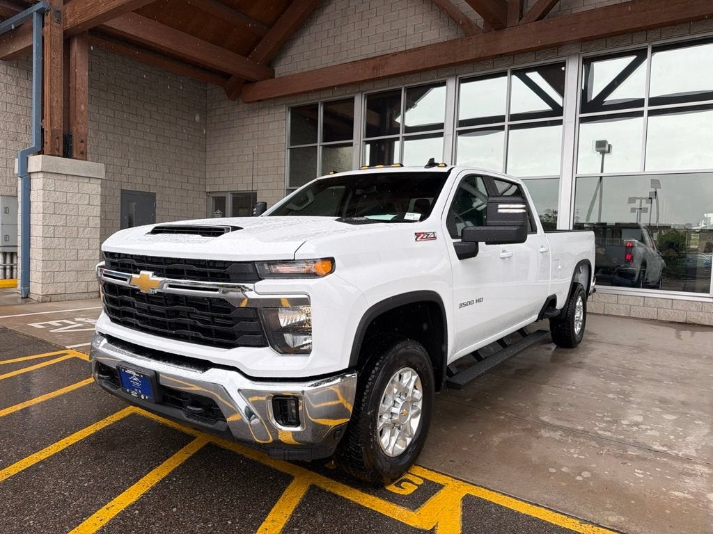 2026 Chevrolet Silverado 3500 HD LT