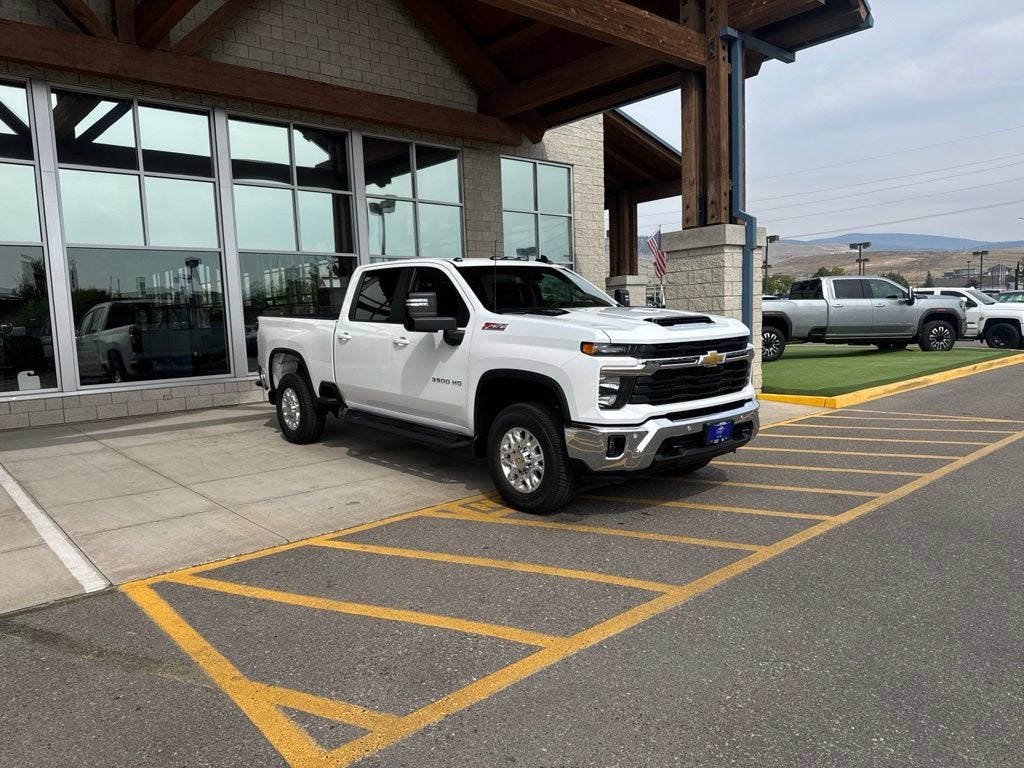 2026 Chevrolet Silverado 3500 HD LT