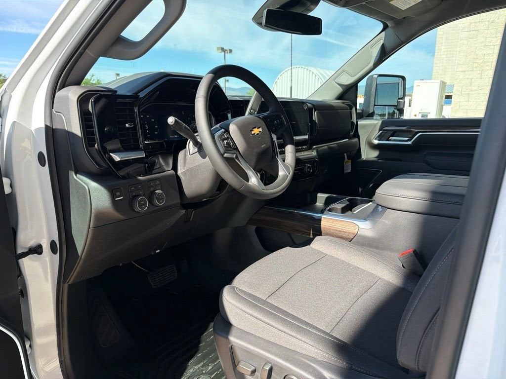 2026 Chevrolet Silverado 3500 HD LT DRW
