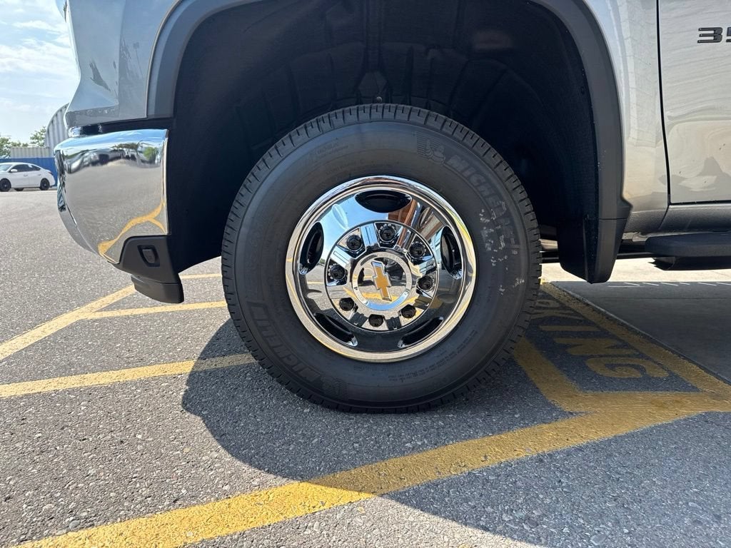 2026 Chevrolet Silverado 3500 HD LT DRW