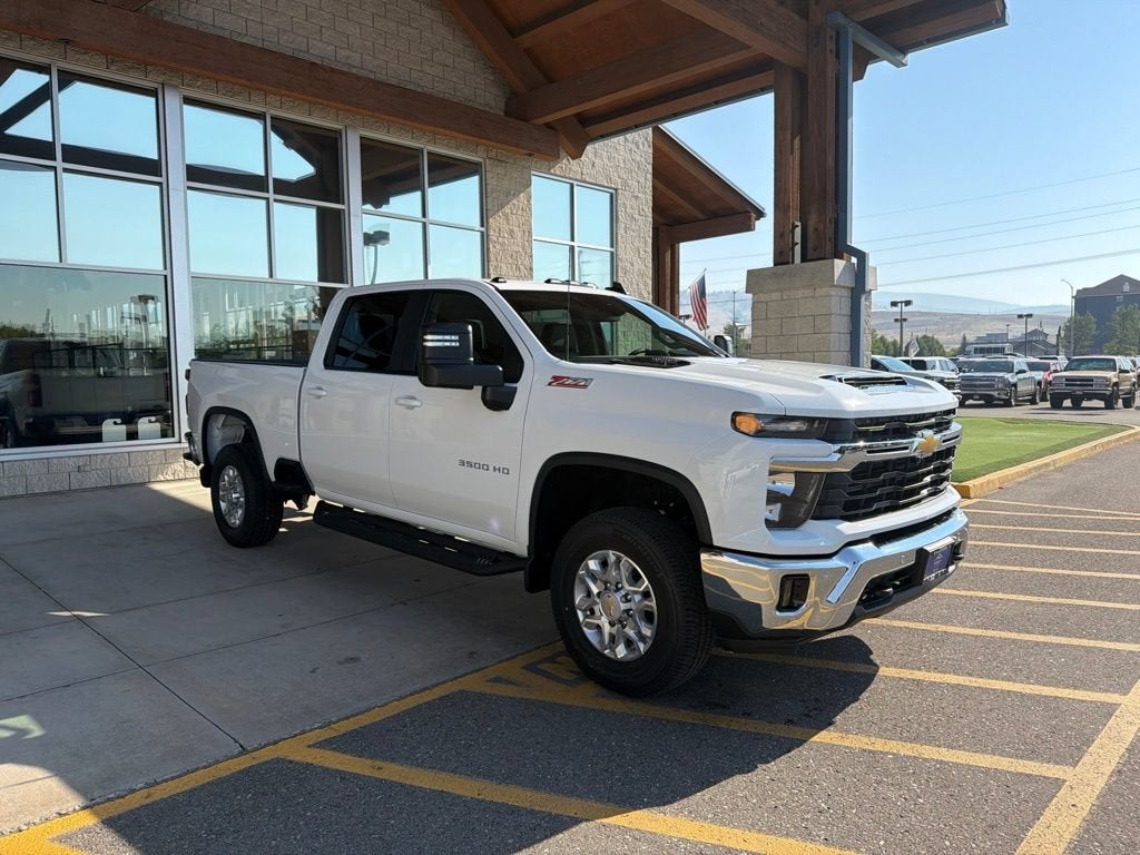 2026 Chevrolet Silverado 3500 HD LT