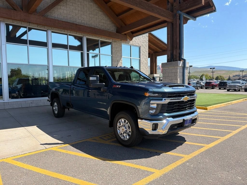 2026 Chevrolet Silverado 3500 HD LT