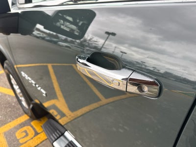 2025 Chevrolet Silverado 3500 HD LTZ