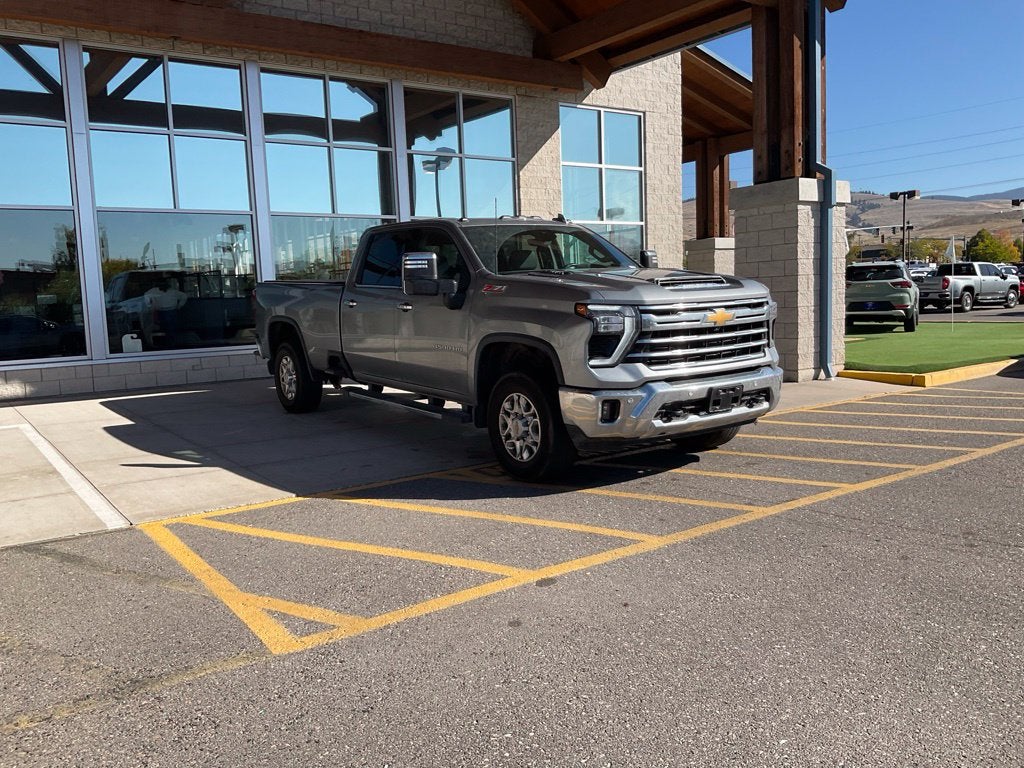 2025 Chevrolet Silverado 3500 HD LTZ