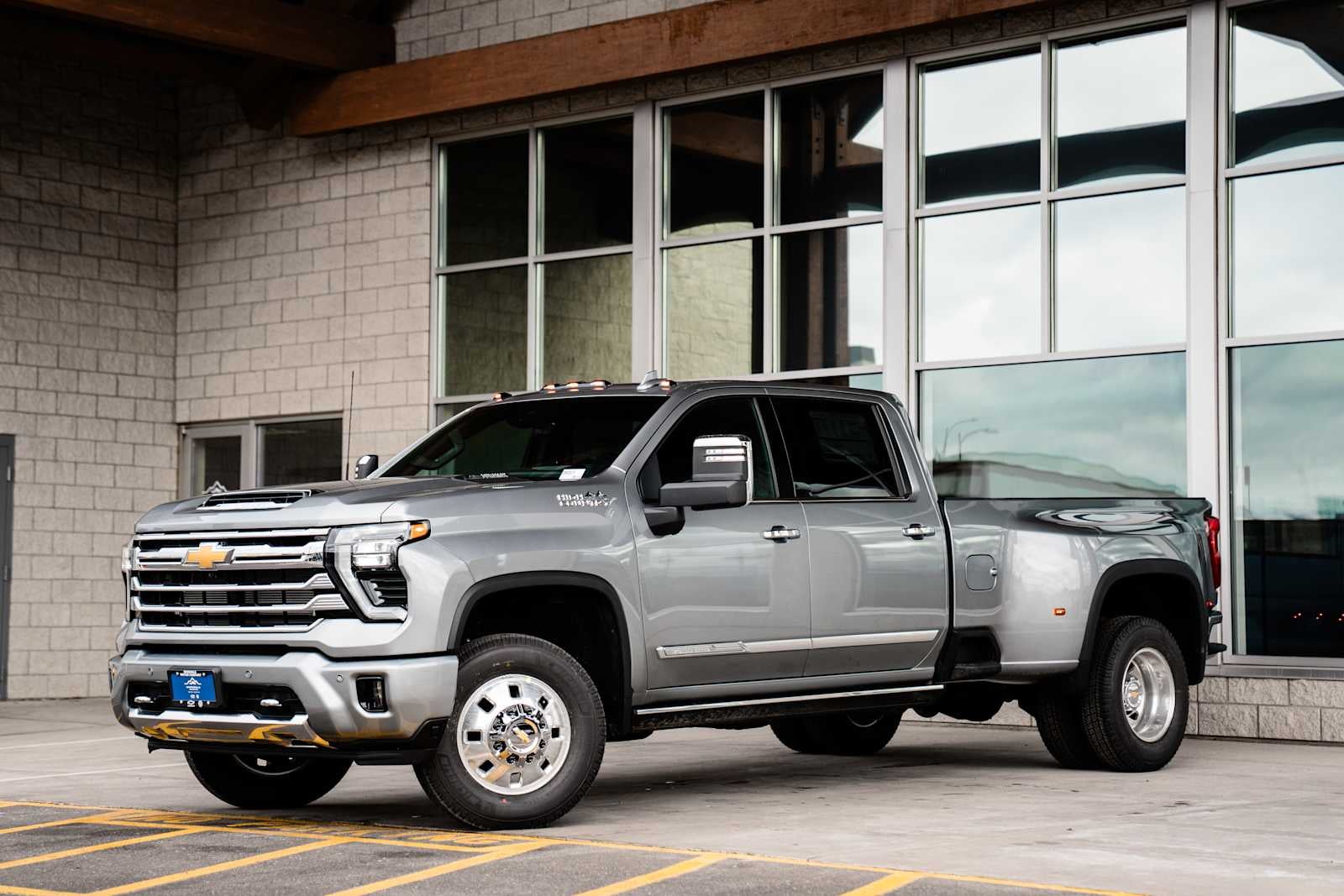 2026 Chevrolet Silverado 3500 HD High Country DRW