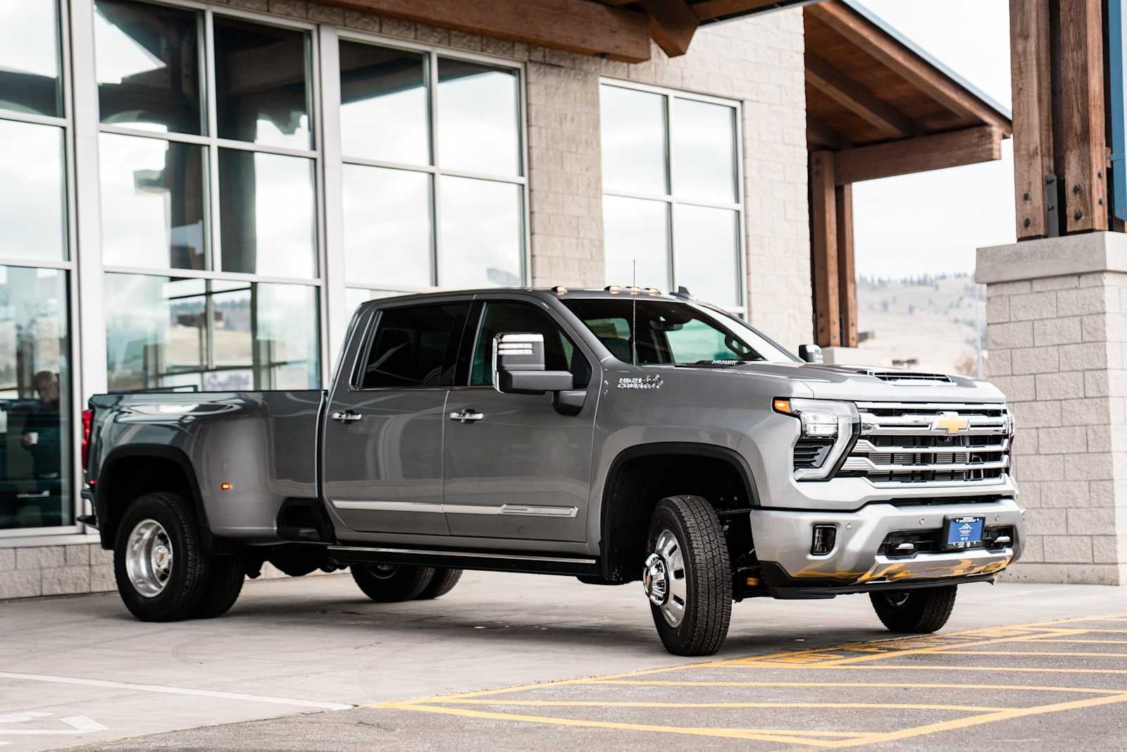2026 Chevrolet Silverado 3500 HD High Country DRW