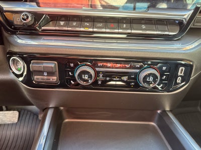 2025 Chevrolet Silverado 3500 HD High Country