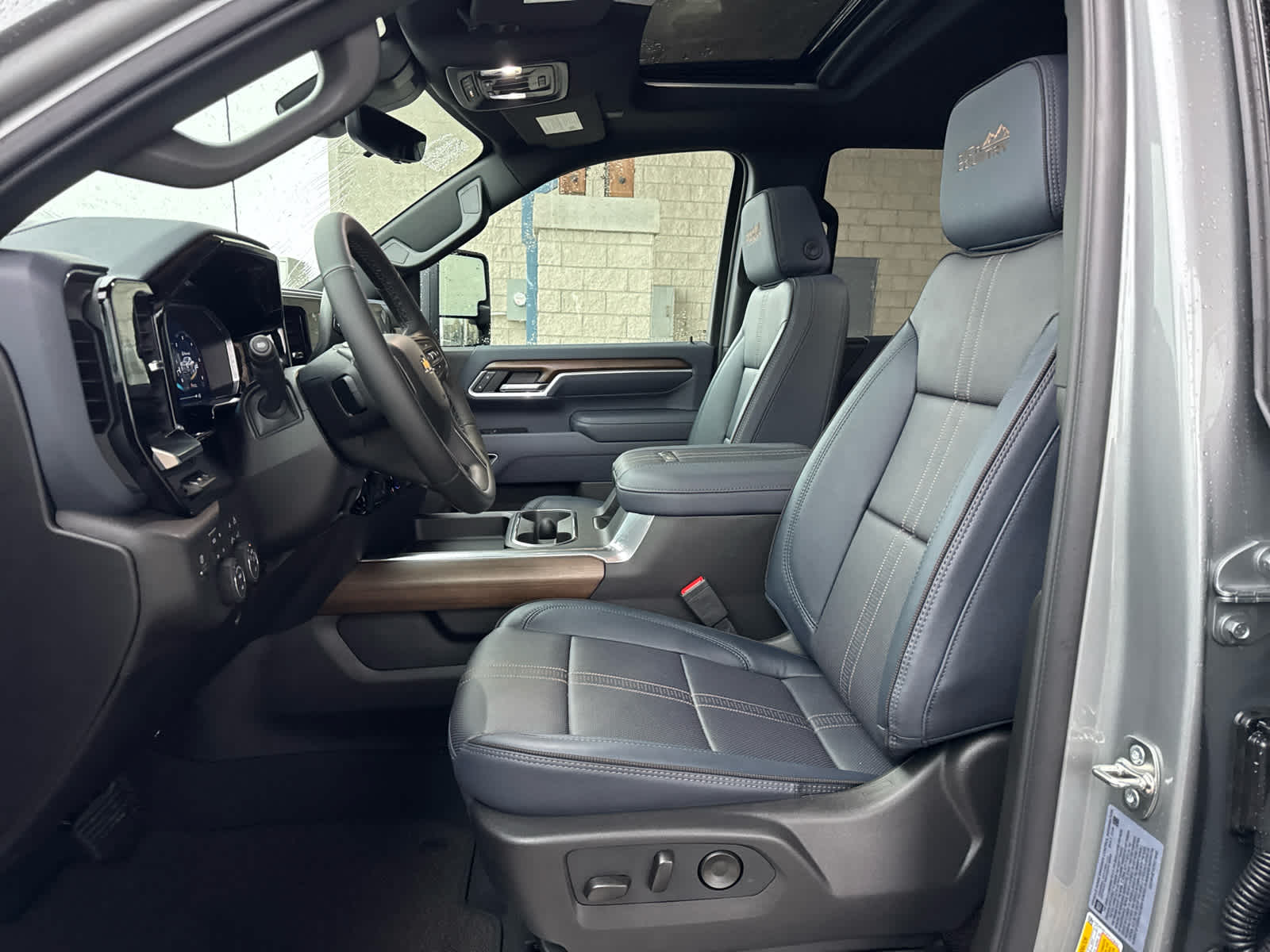 2026 Chevrolet Silverado 3500 HD High Country DRW