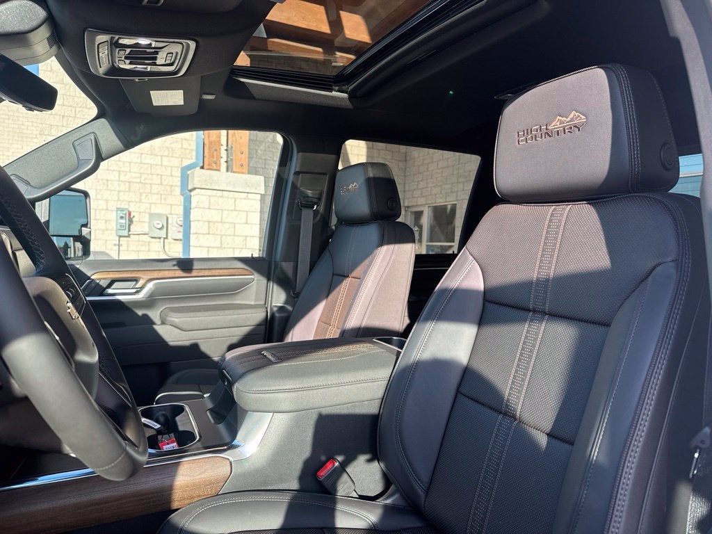 2026 Chevrolet Silverado 3500 HD High Country DRW