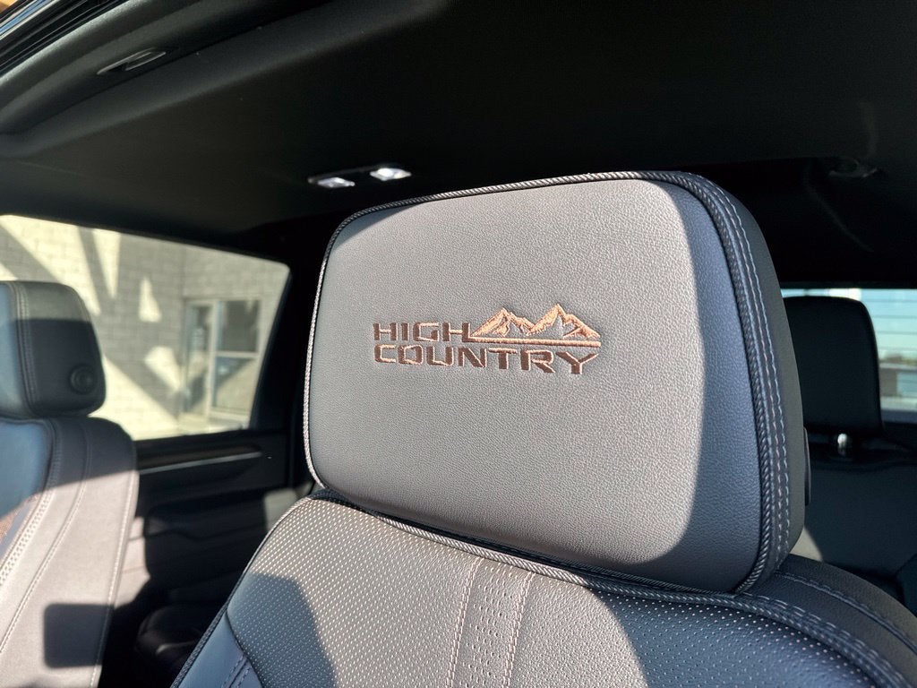 2026 Chevrolet Silverado 3500 HD High Country DRW