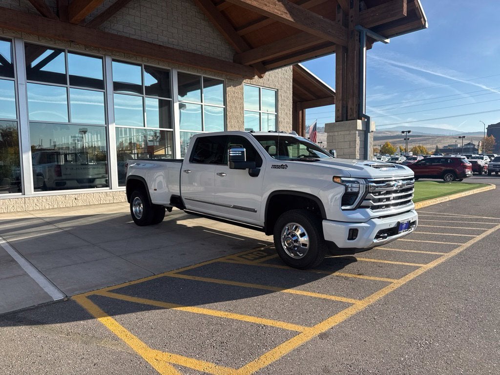 2026 Chevrolet Silverado 3500 HD High Country DRW