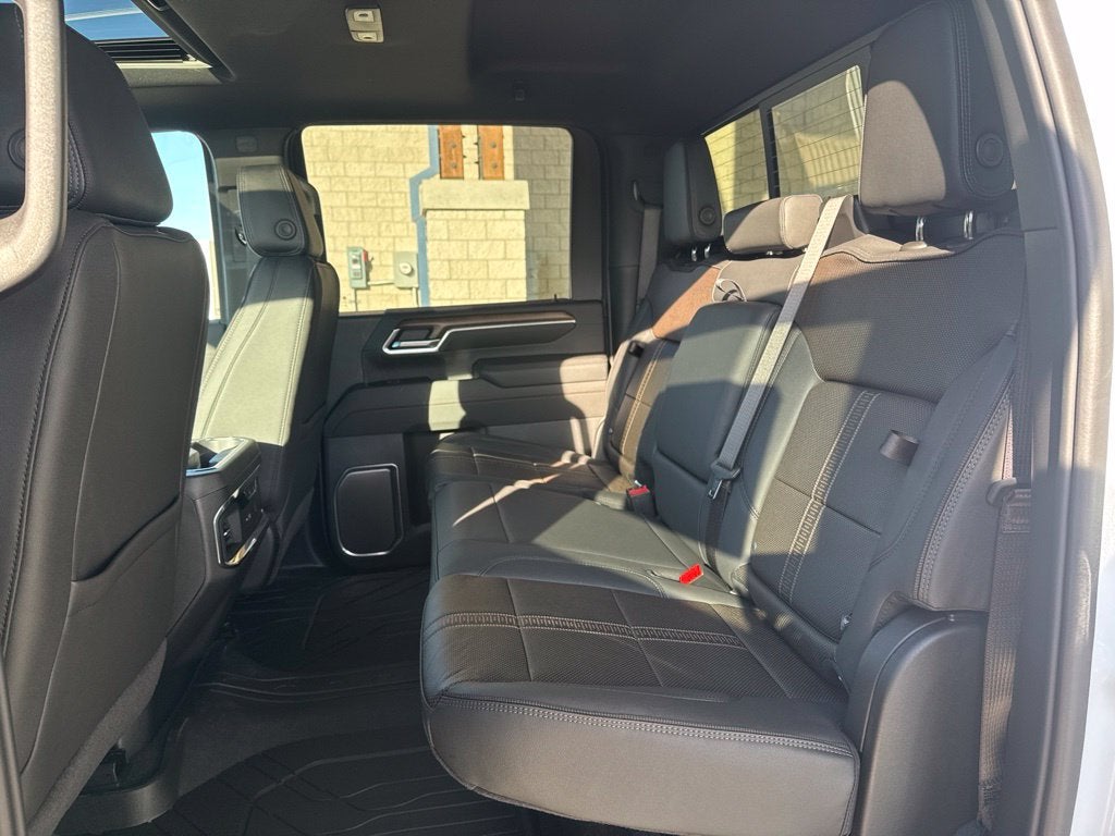 2026 Chevrolet Silverado 3500 HD High Country DRW