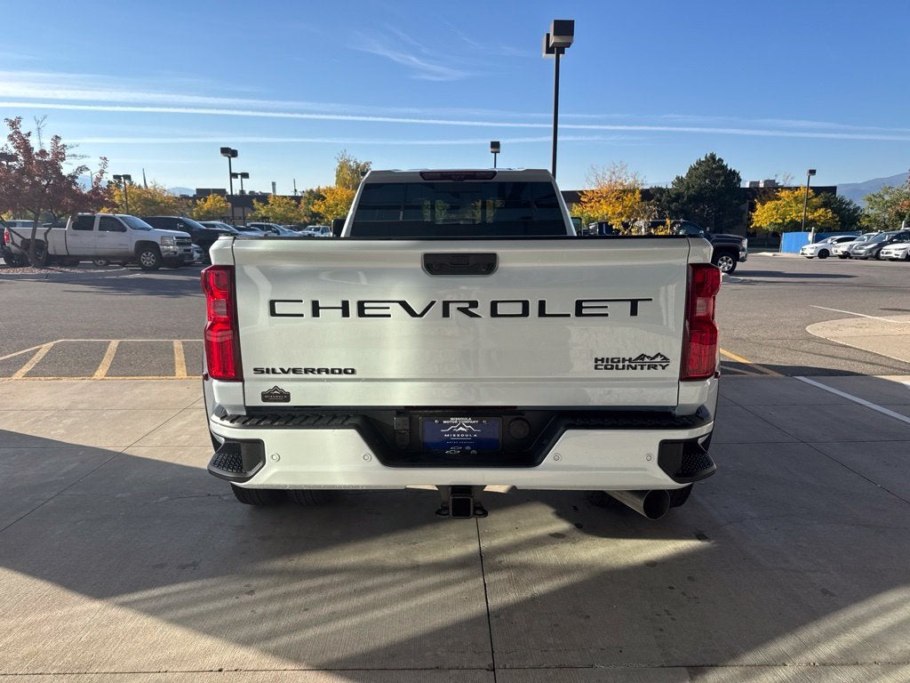 2026 Chevrolet Silverado 3500 HD High Country DRW