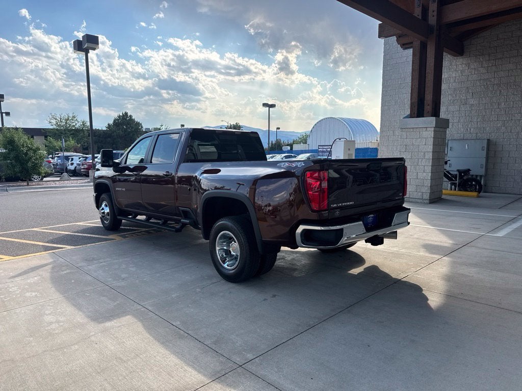 2024 Chevrolet Silverado 3500 HD LT DRW