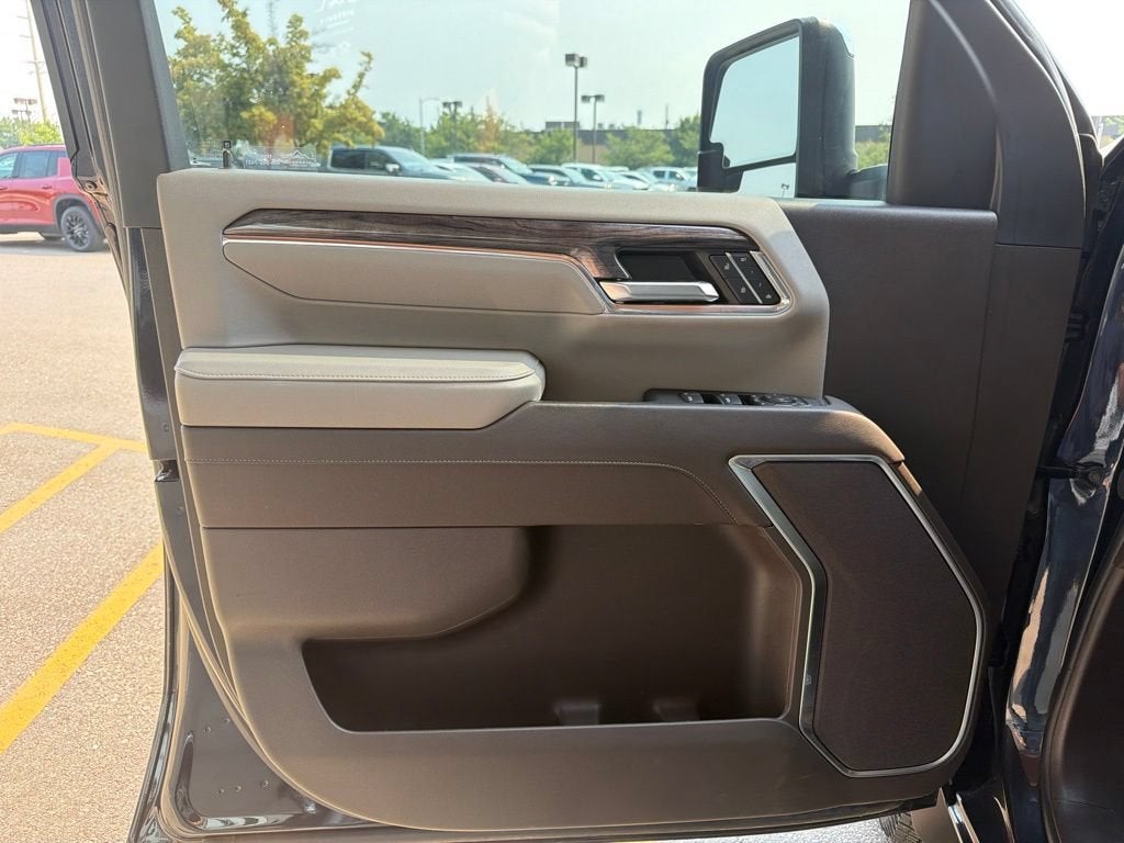 2024 Chevrolet Silverado 3500 HD LTZ DRW