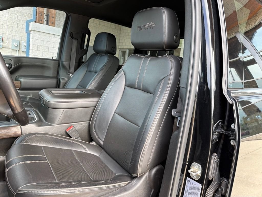 2022 Chevrolet Silverado 3500 HD High Country DRW