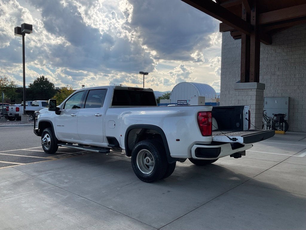 2022 Chevrolet Silverado 3500 HD High Country