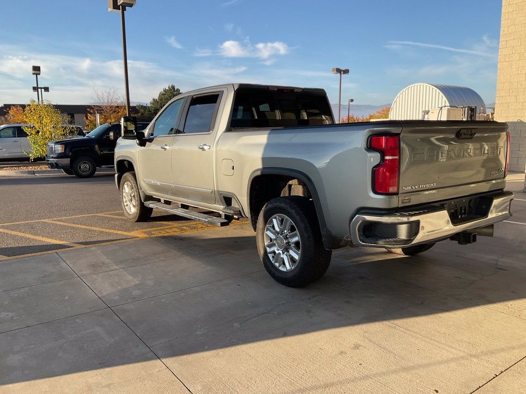 2024 Chevrolet Silverado 3500 HD High Country