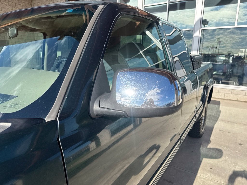 2001 Chevrolet Silverado 1500 LS