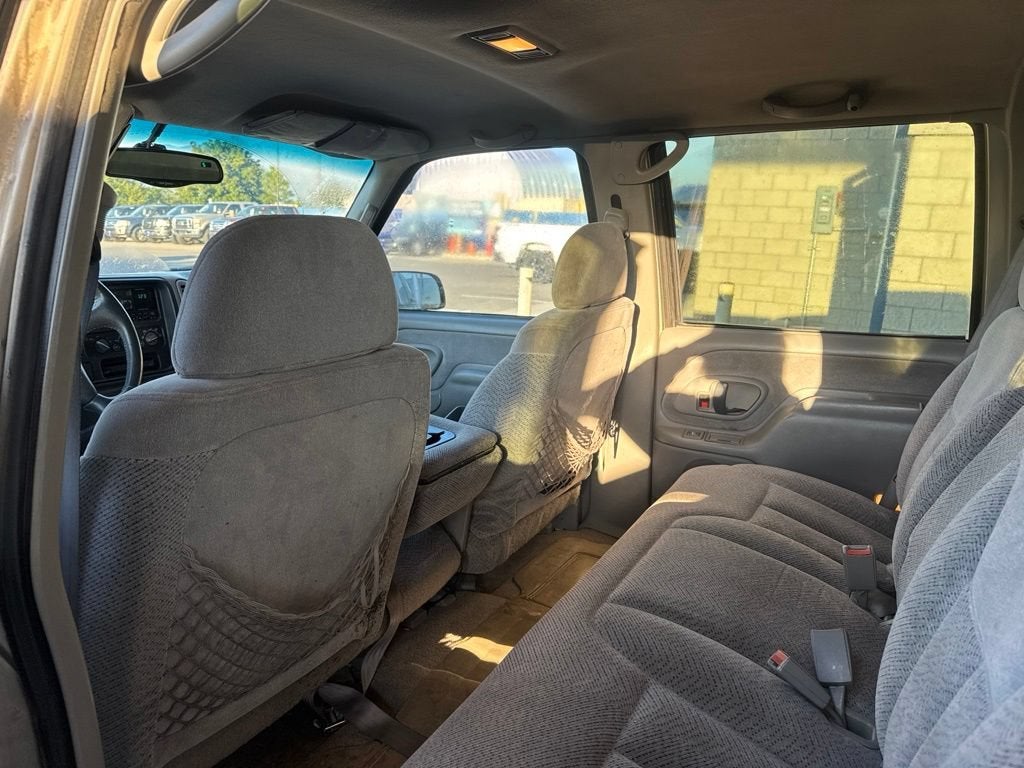 1998 Chevrolet Silverado 3500 HD 4dr 168.5" WB 4WD