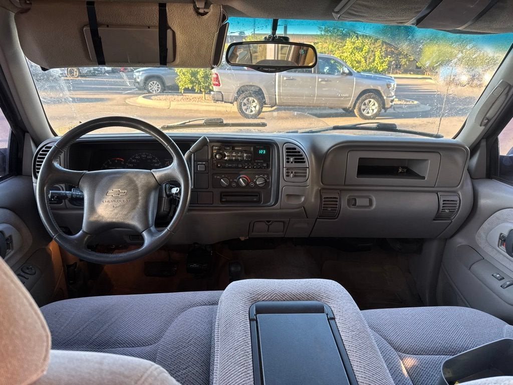 1998 Chevrolet Silverado 3500 HD 4dr 168.5" WB 4WD