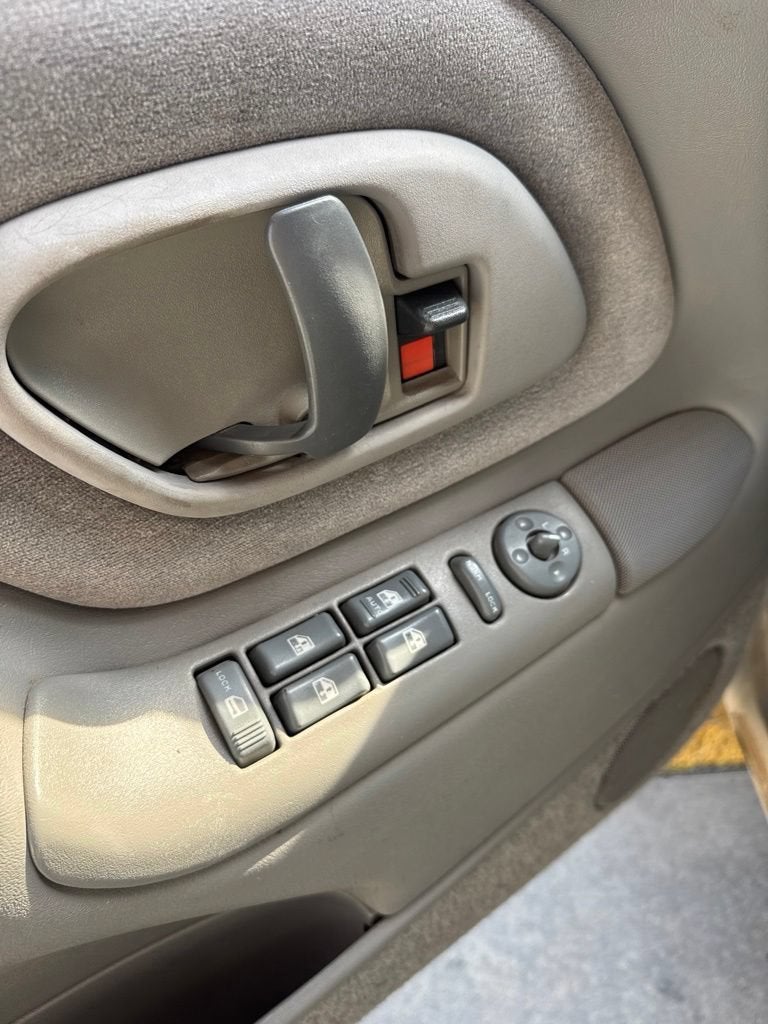 1998 Chevrolet Silverado 3500 HD 4dr 168.5" WB 4WD