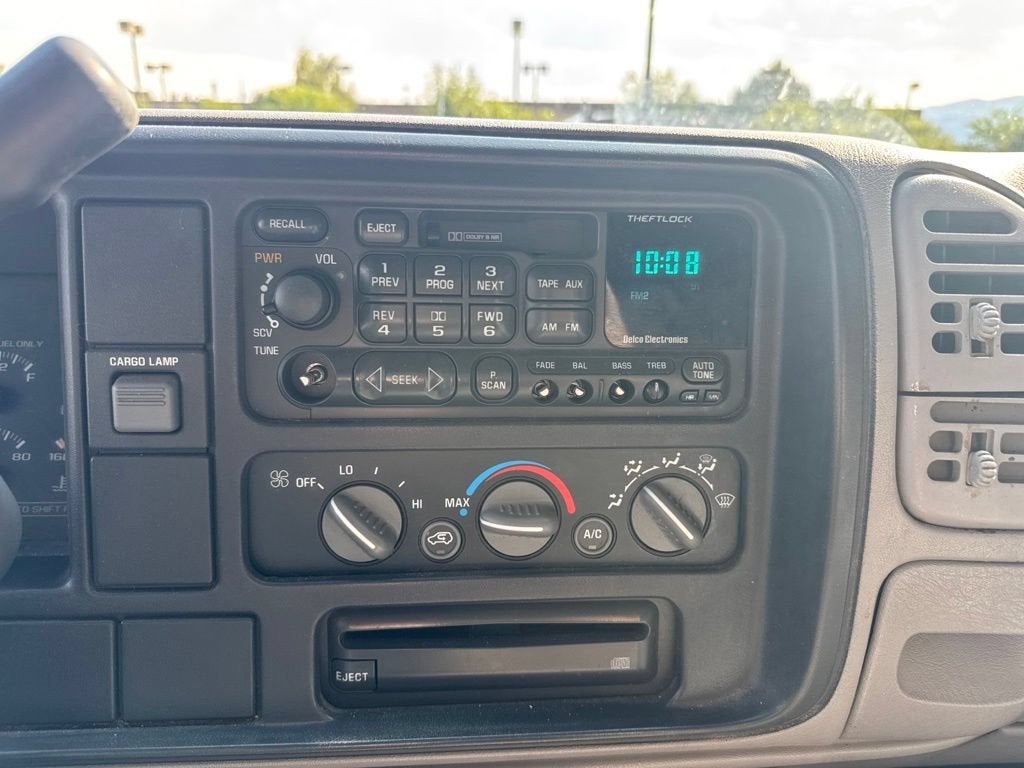 1998 Chevrolet Silverado 3500 HD 4dr 168.5" WB 4WD