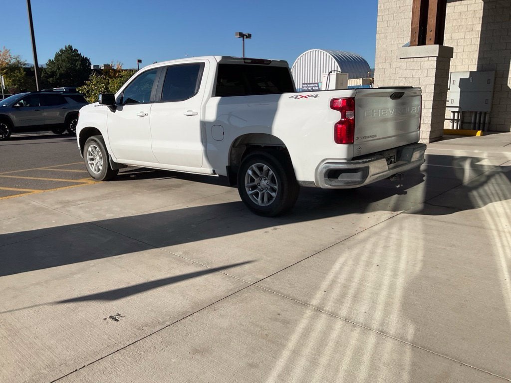 2024 Chevrolet Silverado 1500 LT (2FL)