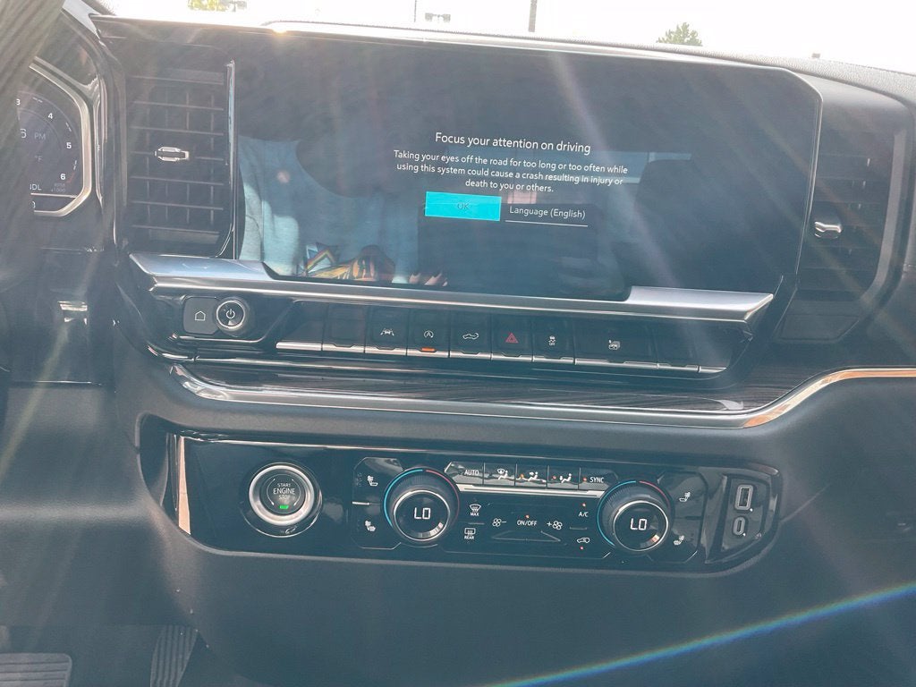 2024 Chevrolet Silverado 1500 LT (2FL)