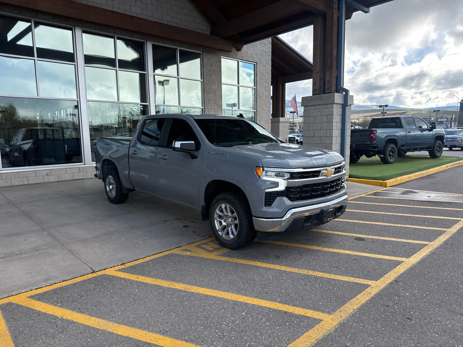 2024 Chevrolet Silverado 1500 LT (2FL)