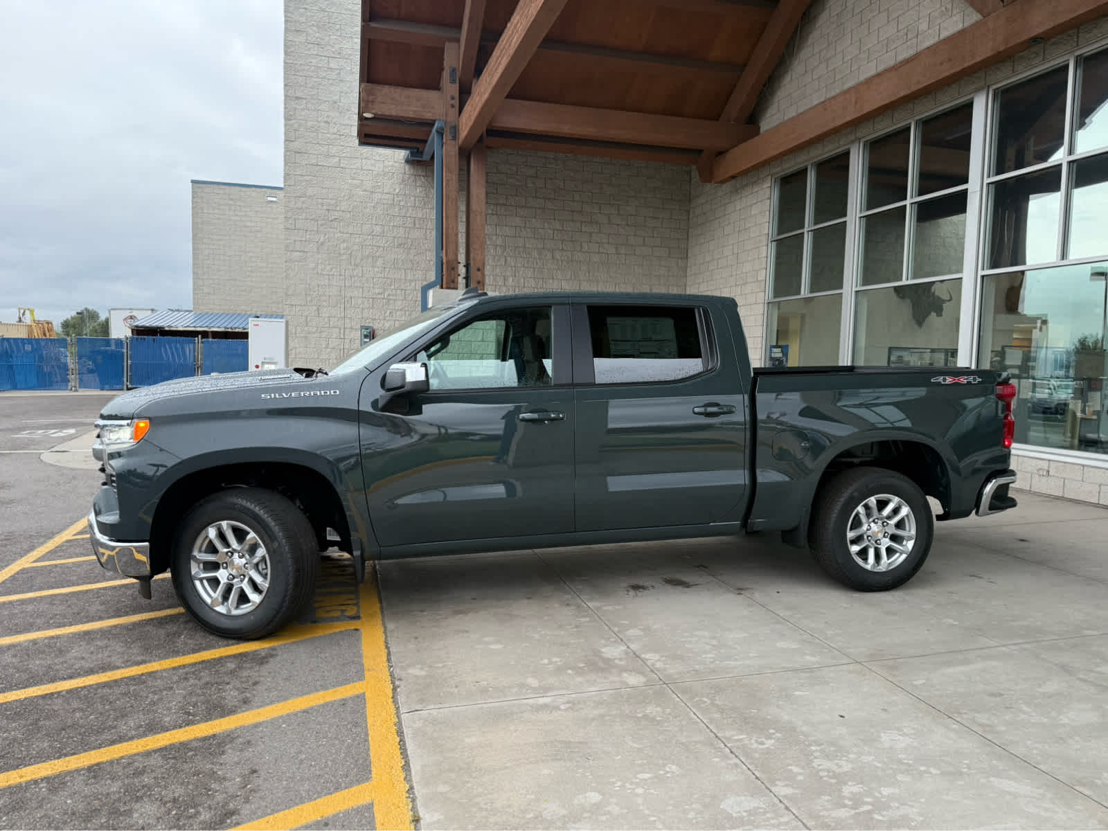 2026 Chevrolet Silverado 1500 LT (2FL)
