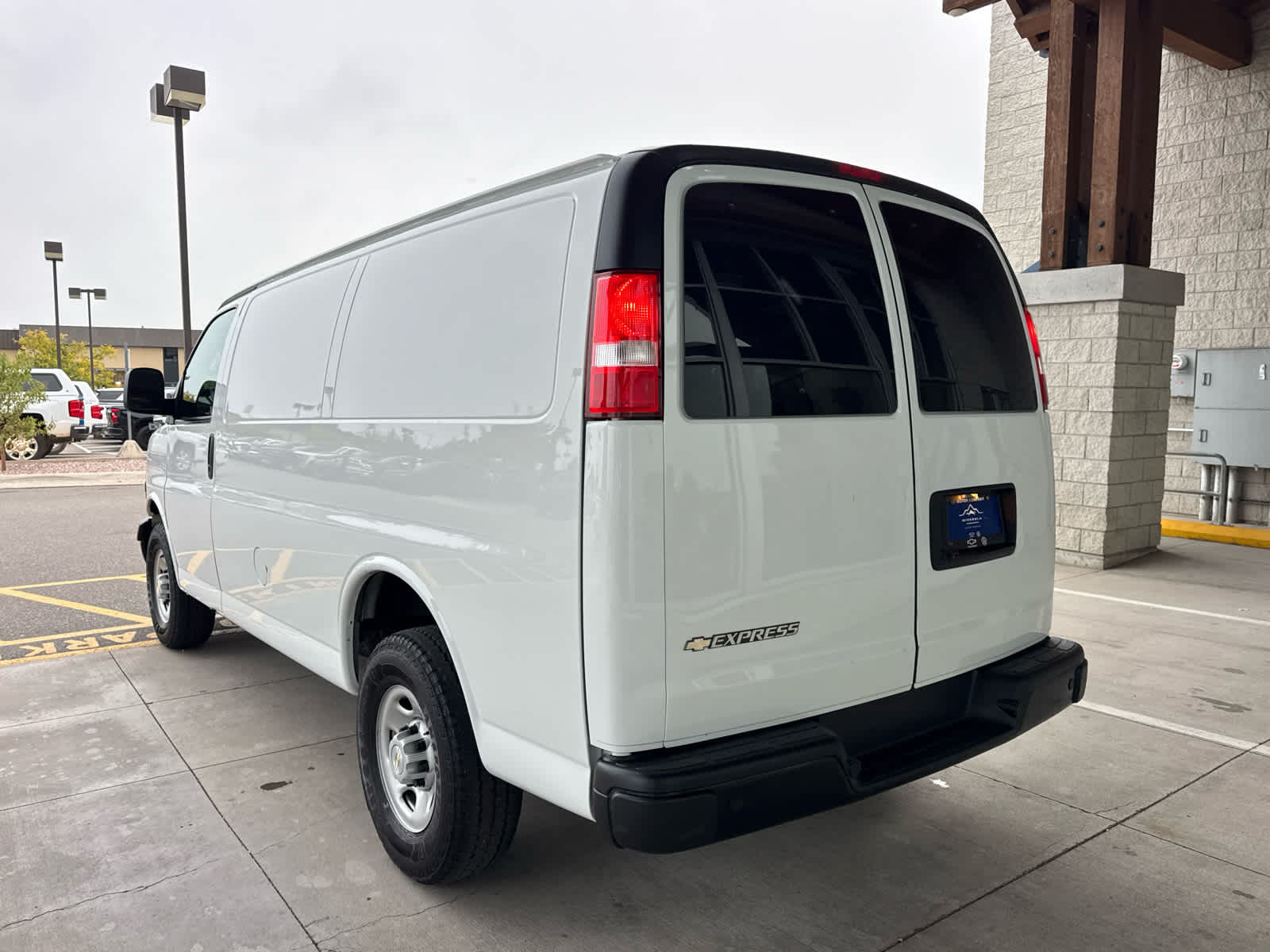 2024 Chevrolet Express Cargo 2500 WT