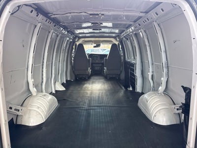 2025 Chevrolet Express Cargo WT