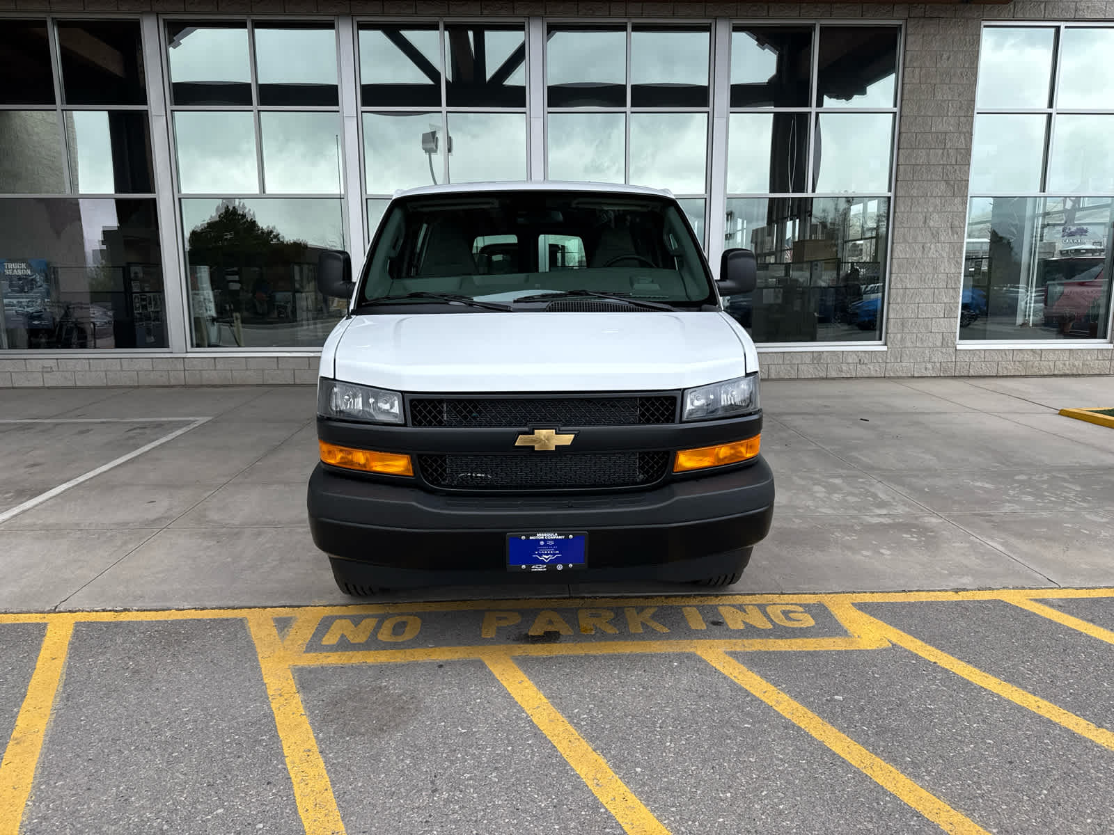 2026 Chevrolet Express Cargo WT