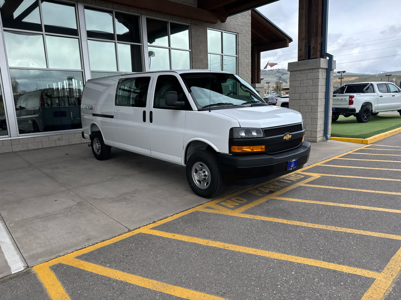 2026 Chevrolet Express Cargo WT