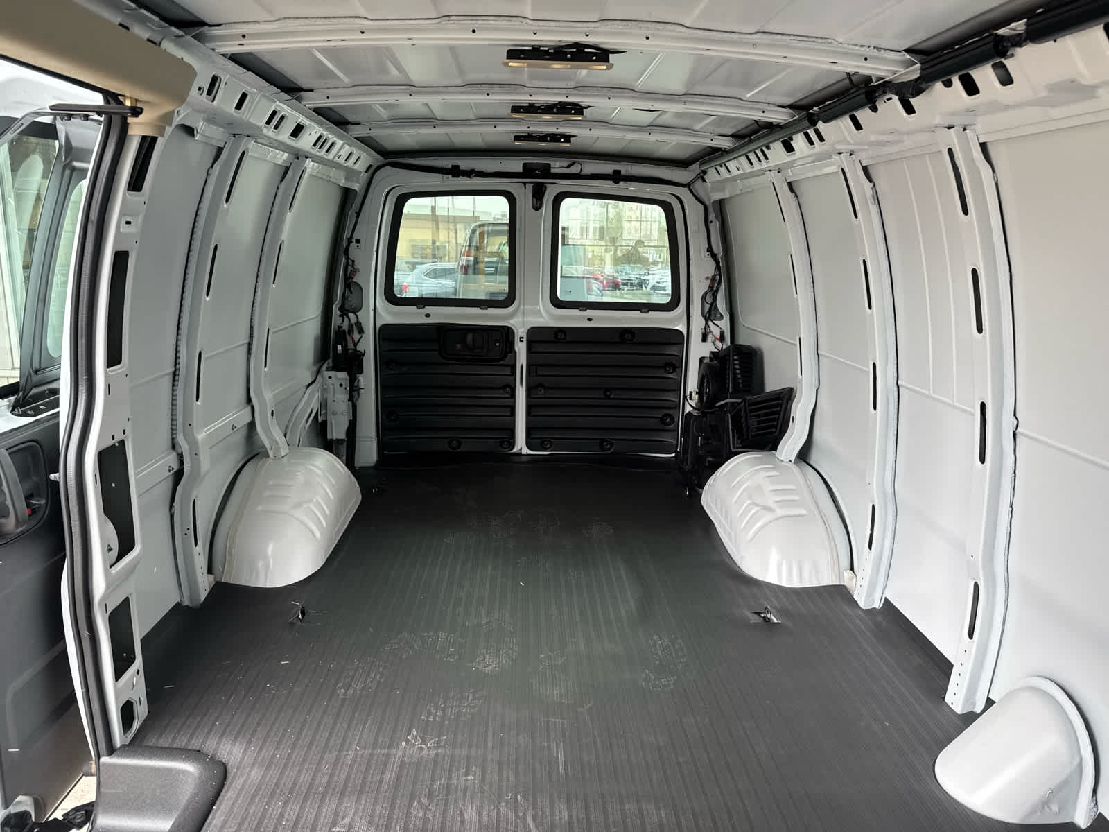 2026 Chevrolet Express Cargo WT