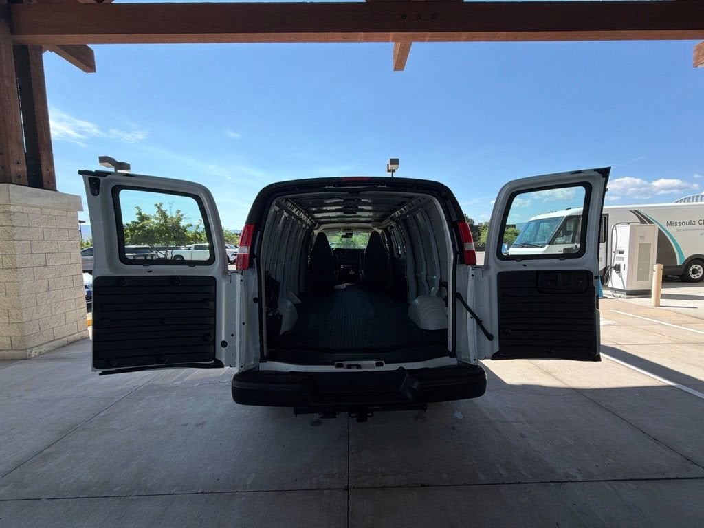 2026 Chevrolet Express Cargo WT