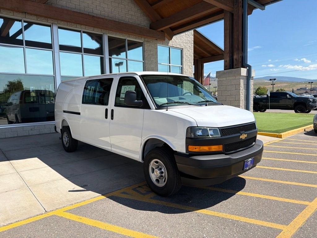 2026 Chevrolet Express Cargo WT