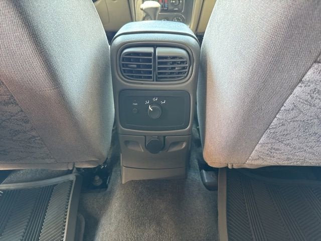 2004 GMC Envoy SLE