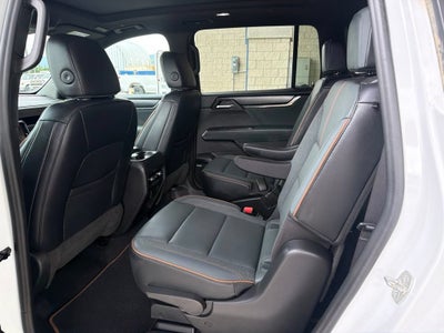 2024 GMC Acadia AT4