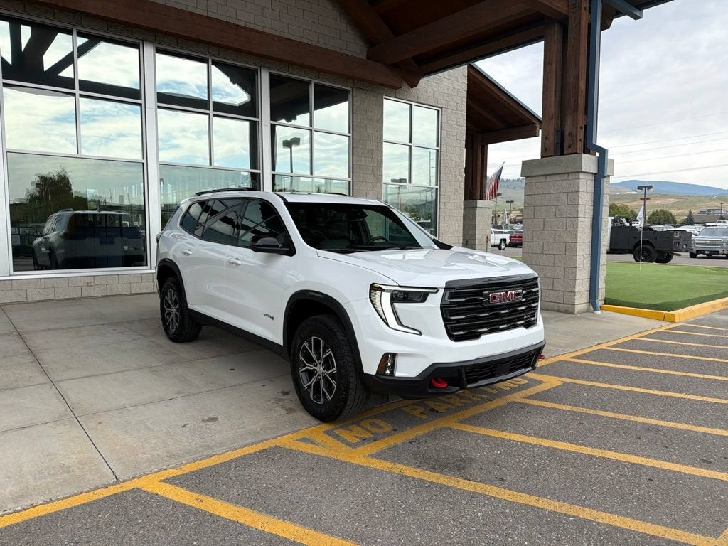 2024 GMC Acadia AT4