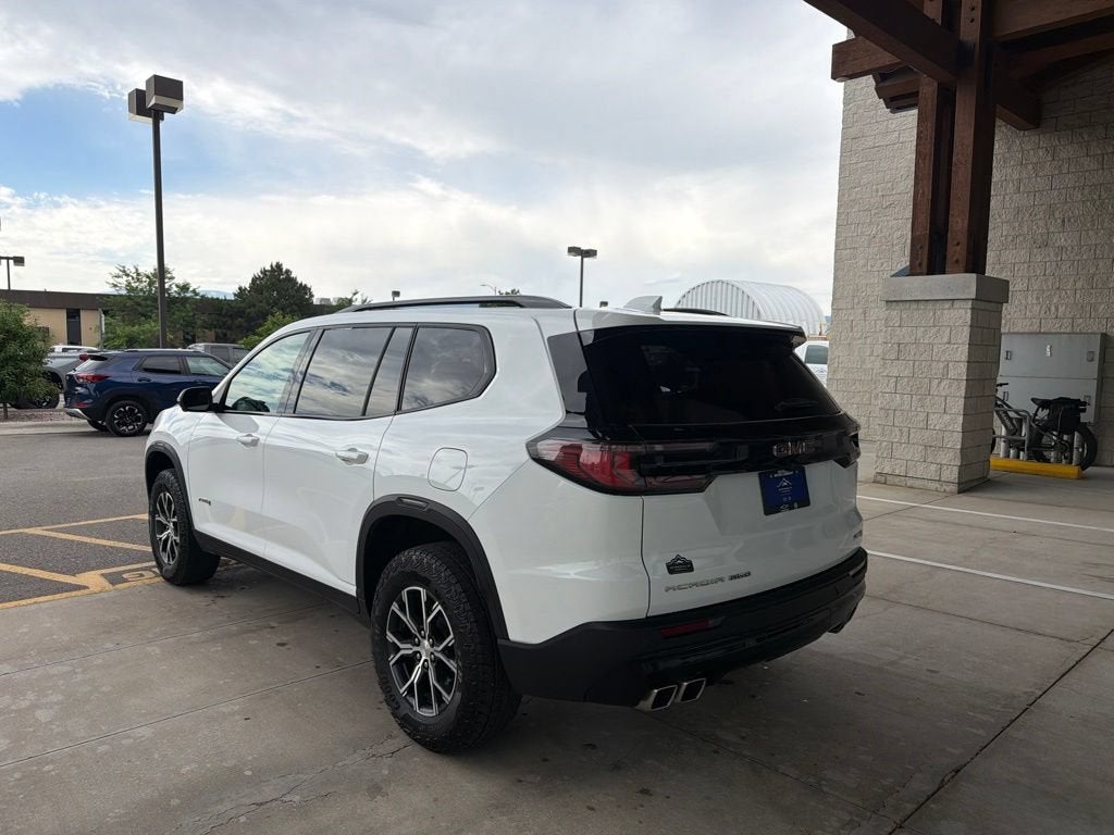 2024 GMC Acadia AT4