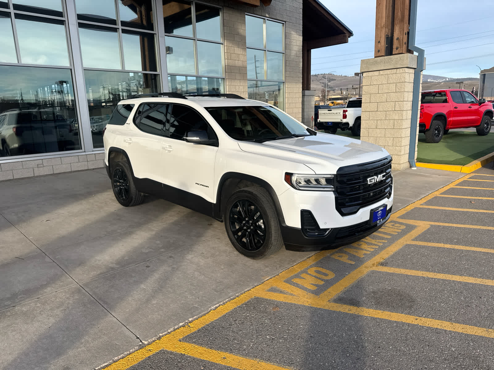 2022 GMC Acadia SLE