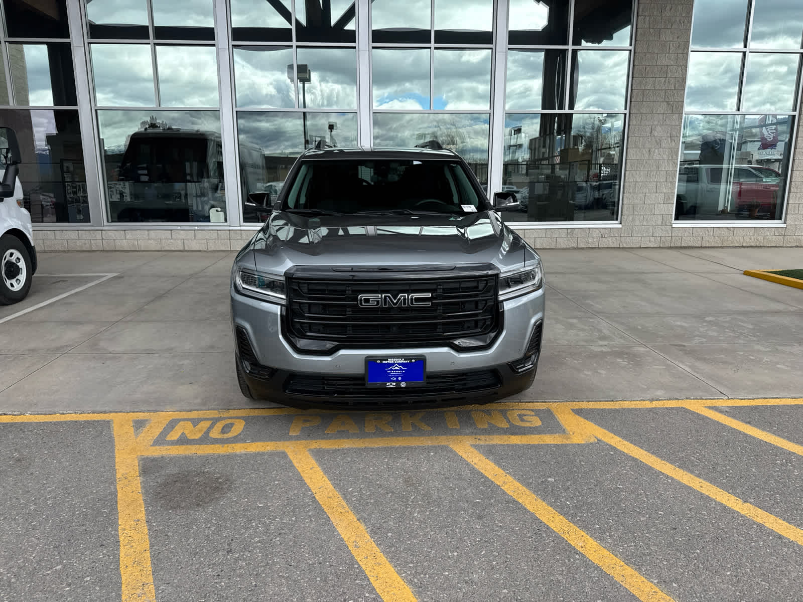 2023 GMC Acadia SLE