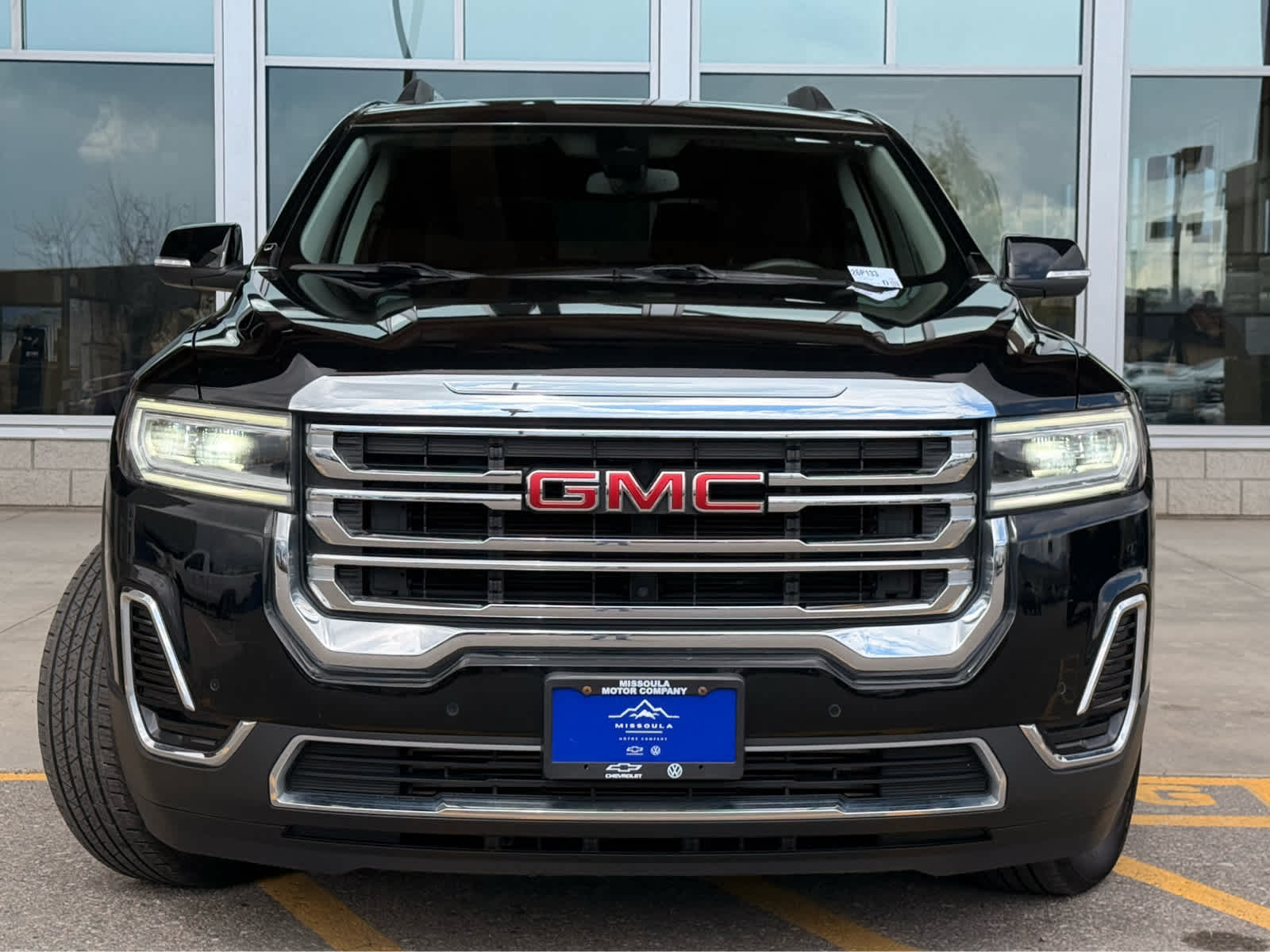 2023 GMC Acadia SLE