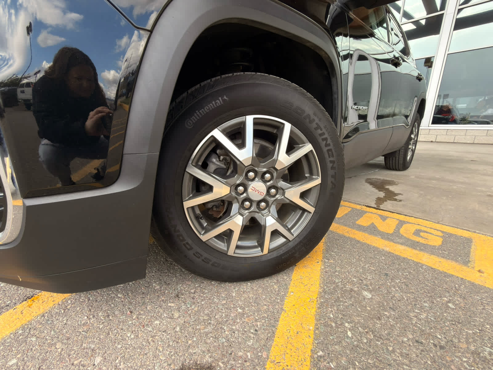 2023 GMC Acadia SLE